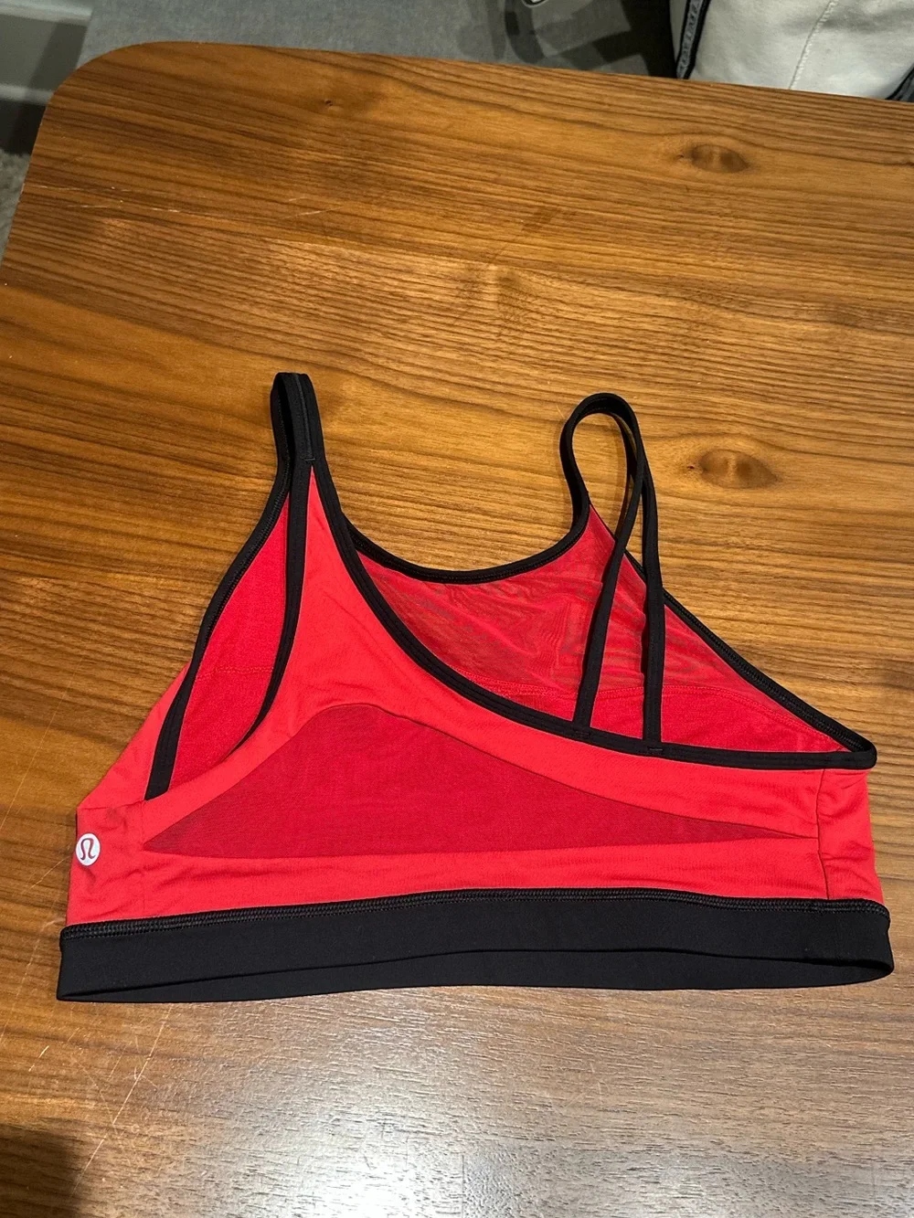 Lululemon red black strappy mesh sports bra top size 10